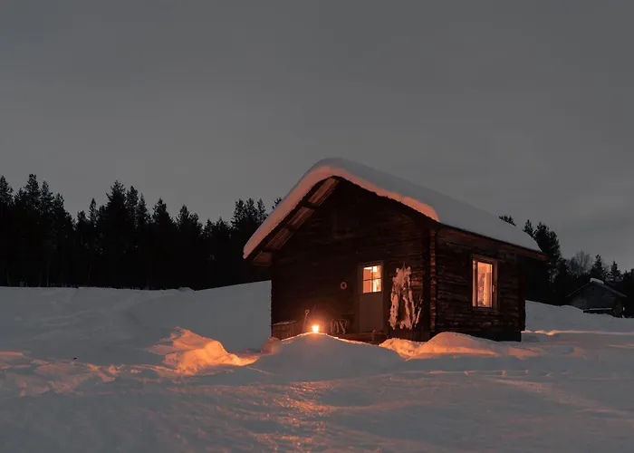 בקתה Leppaelaen Vanhatupa Rantasaunalla *