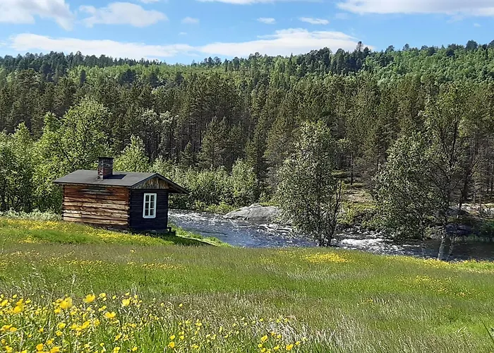 Leppaelaen Vanhatupa Rantasaunalla אוטסיוקי